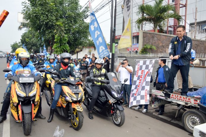 Komunitas Yamaha Bandung city Touring dengan ban Pirelli
