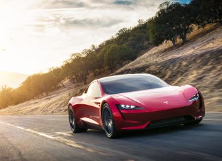 Tesla Roadster sanggup melesat 0-100 kpj dalam waktu 1,9 detik
