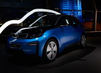 BMW Group Sudah Jual 100 Ribu Mobil Listrik bmw group