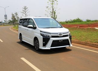 Harga Empat Mobil Toyota Naik Karena Hal Ini harga mobil toyota