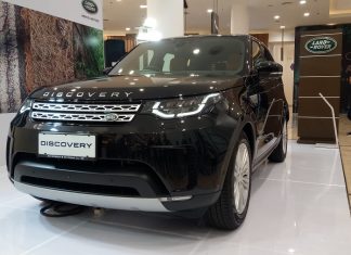Dua Amunisi Jaguar Land Rover Sasar Orang Kaya Indonesia land rover discovery