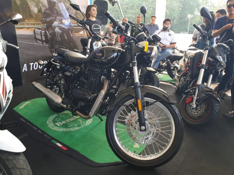 Ajang IIMS Motobike Expo 2019 dimanfaatkan oleh PT Benelli Anugerah Motor Pusaka dengan meluncurkan motor klasiknya Benelli Imperiale 400.