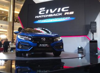 Honda Luncurkan New Civic Hatchback dengan Emblem RS Civic hatchback rs