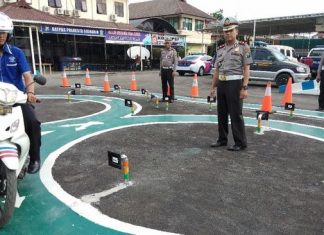 pelayanan sim ditutup sementara