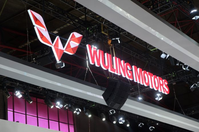 wuling di indonesia