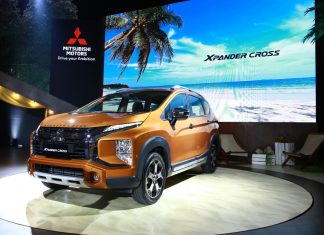 Tenaga Medis Bisa Beli Mobil Mitsubishi Bunga 0% xpander cross pahlawan medis