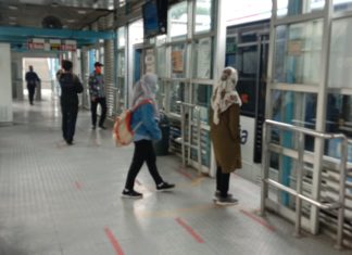 Ini Prosedur Penggunaan Transjakarta Saat Masa PSBB Transisi transjakarta psbb masa transisi