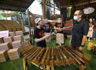 Astra Honda Motor Salurkan Bantuan Untuk Pekerja Seni Astra honda motor