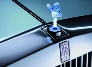 maskot rolls royce iluminasi spirit of ecstasy