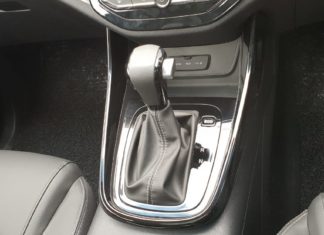 merawat mobil matic