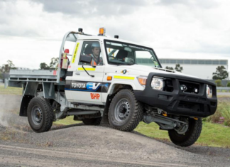 Toyota Land Cruiser ini Disulap Jadi Mobil Listrik toyota land cruiser listrik