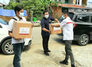 Wuling Bagikan Bantuan Korban Gempa Sulawesi Bersama Kumala Group wuling bantuan gempa