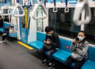 PPKM Darurat, Kendaraan Umum Cuma Boleh Angkut Penumpang Maksimal 70 Persen ppkm darurat kendaraan umum