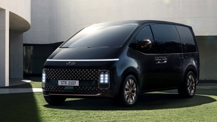 fitur hyundai staria