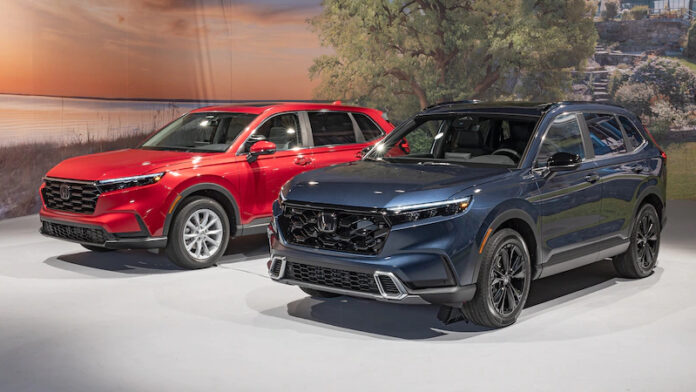 Honda CR-V 2023 kini dibekali dengan fitur hybrid
