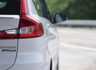 Begini Tips Perawatan Baterai Lithium-ion Suzuki Ertiga Hybrid Perawatan baterai Ertiga hybrid