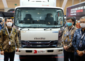 Isuzu Fokuskan Layanan Kepuasan Konsumen di GIIAS 2022 Isuzu GIIAS 2022