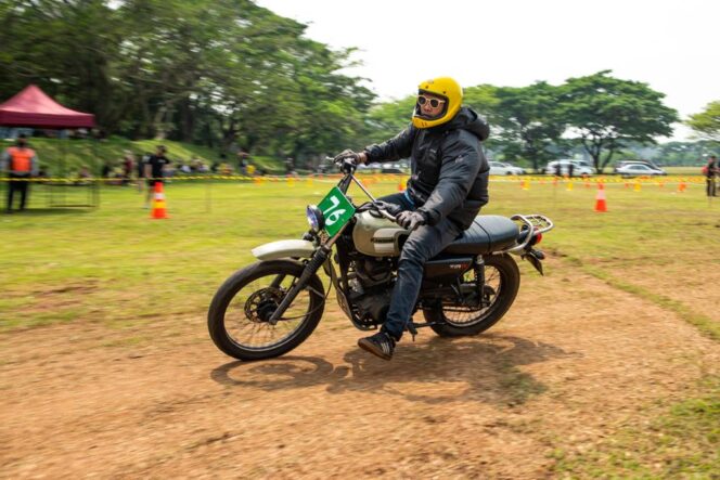 balap motor klasik