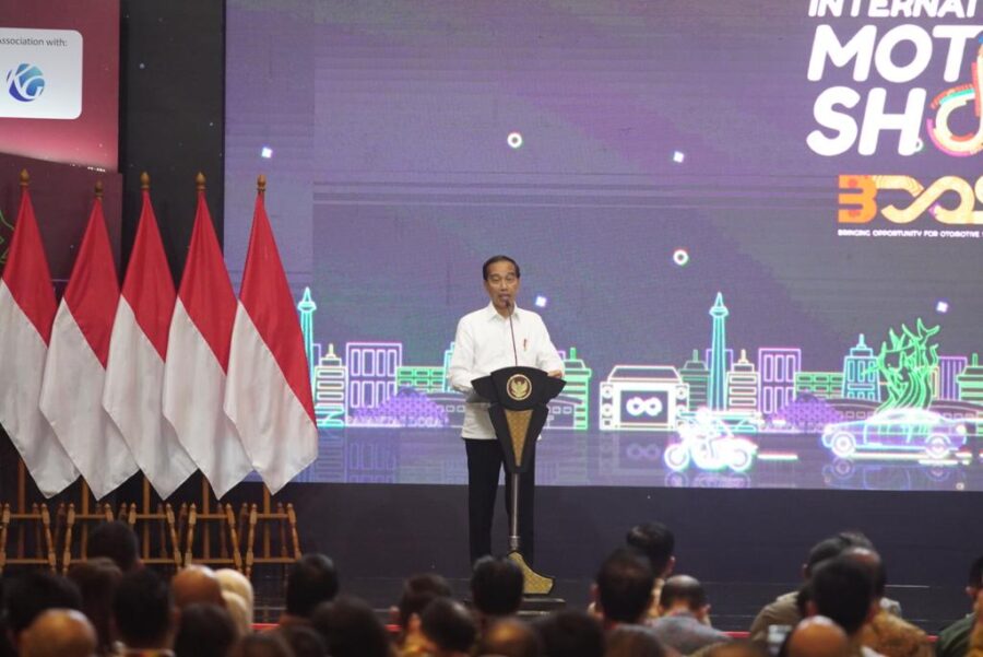 Jokowi Iims Rockomotif