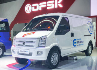 DFSK Gelora E dinobatkan sebagai mobil listrik murah di IIMS 2023