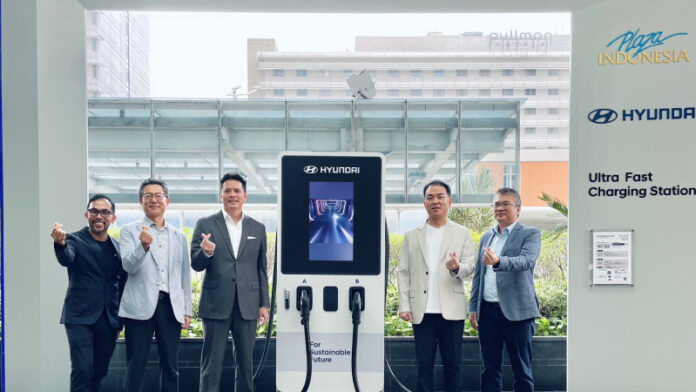 Charging station Plaza Indonesia hadir lewat kerjasama dengan Hyundai Motors Indonesia