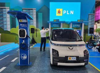 PEVS 2023: Dukungan PLN Terhadap Ekosistem Kendaraan Listrik di Indonesia dukungan home charging pln pevs 2023