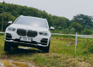 BMW Astra Tawarkan Pengalaman Seru Berkendara Lewat Gelaran Joyfest 2023 BMW Astra hadirkan Joyfest 2023 untuk pengalaman berkendara konsumen