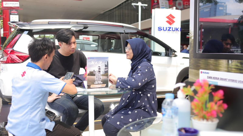 Suzuki New XL7 Hybrid tebar pesona di BSD City