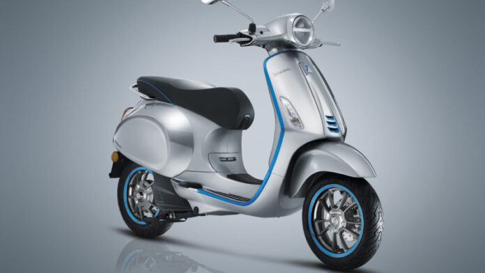 Vespa Elettrica resmi mengaspal di Indonesia