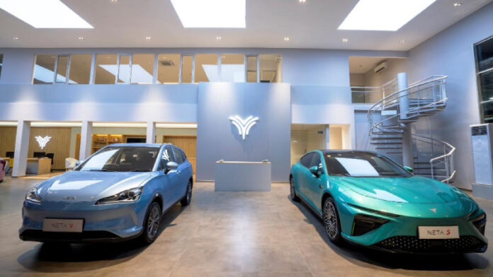 rockomotif-dealer-neta-kelapa-gading-01 Dealer Neta Kelapa Gading dilengkapi fast charging station