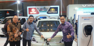 Hadir di GIIAS The Series Bandung 2023, mobil listrik DFSK pikat pengunjung