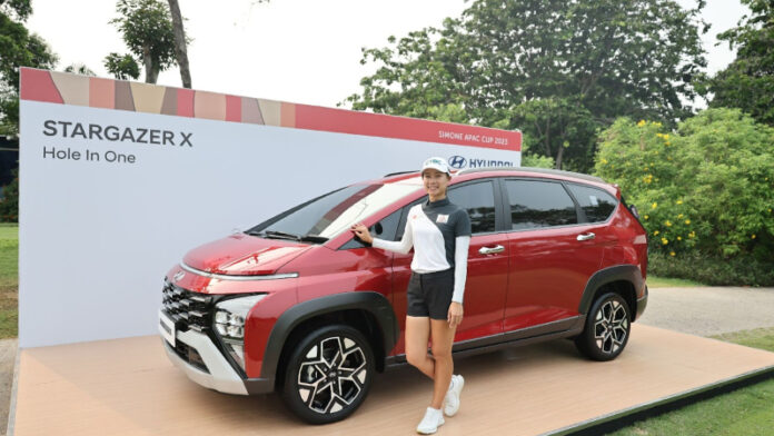Hyundai Stargazer X jadi hadiah untuk hole in one