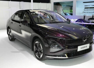 Baru Sebulan Diluncurkan, Sedan Hybrid Wuling Starlight Laku 18 Ribuan Unit Sedan hybrid Wuling Starlight laris manis di pasaran