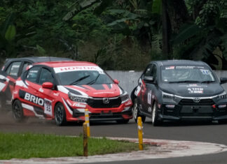 Andri Abirezky Lakukan Kesalahan, Honda Bakal Lakukan Evaluasi Pembalap HRI, Andri Abirezky menabrak mobil balap Toyota Gazoo Racing Indonesia