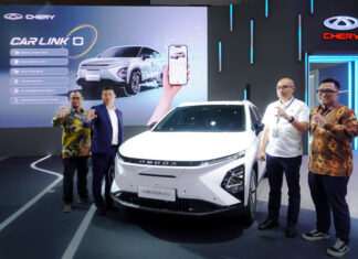 Chery Boyong OMODA E5 di Periklindo Electric Vehicle Show 2024 chery omoda 5 pevs 2024