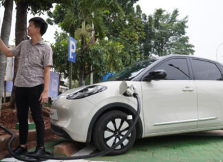 Charging station DC Wuling resmi layani konsumen