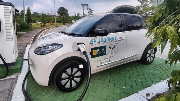 Wuling BinguoEV tuntaskan touring mobil listrik sejauh 1.300 kilometer