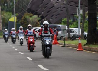 AHM Gas Pol Kampanye Motor Listrik dan Program Ramah Lingkungan di Berbagai Kota kampanye motor listrik honda em1 e: