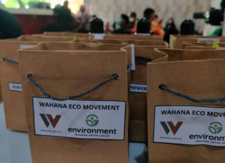 Wahana Eco Movement Bagikan Bibit Pohon untuk Kustomer Wahana Eco Movement berikan bibit pohon kepada konsumen AHASS