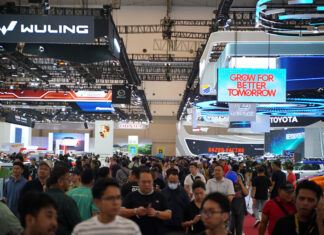 GIIAS 2024: Sukses Besar, Pecahkan Rekor Baru Pengunjung giias 2024 pecahkan rekor pengunjung