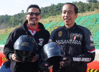 Jokowi helm JPX Nova X