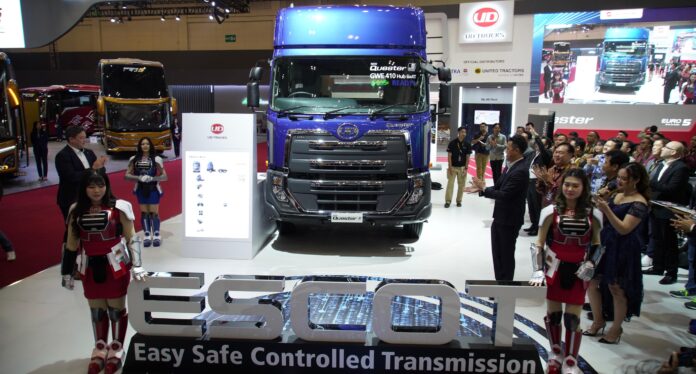 UD Trucks Quester ESCOT GIIAS