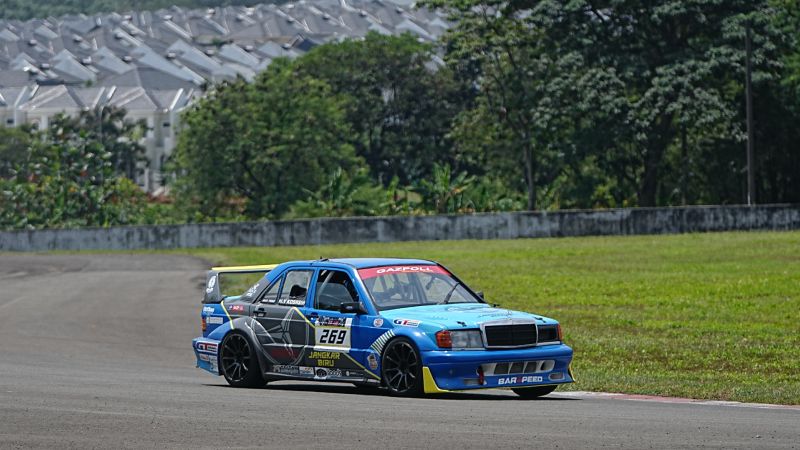 M Yassin Kosasih raih podium pertama di Super Euro ETCC Indonesia