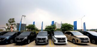 10 unit Nissan Serena e-POWER telah diberikan kepada pemiliknya