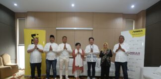 Program “UMRAH Untuk Sahabat” adira finance