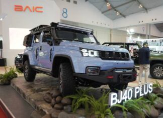 Mobil BAIC Tebar Pesona di GAIKINDO Jakarta Auto Week 2024 Mobil BAIC BJ40 Plus dan X55 II tebar pesona di GJAW 2024
