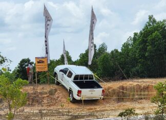 Ajak Konsumen, Mitsubishi Buktikan Ketangguhan All-New Triton di Medan Off-Road Pekanbaru mitsubishi triton pekanbaru