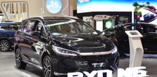 BYD M6 GJAW 2024