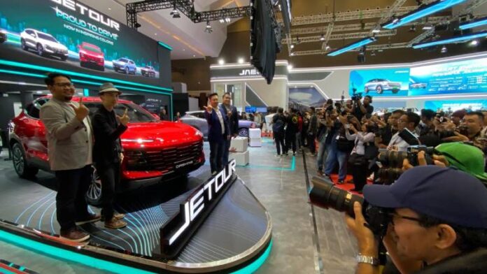 Jetour Dashing kini hadir dengan warna baru