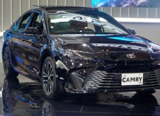 New Camry HEV Jadi Jagoan Baru Toyota di IIMS 2025 New Camry HEV resmi melantai di IIMS 2025